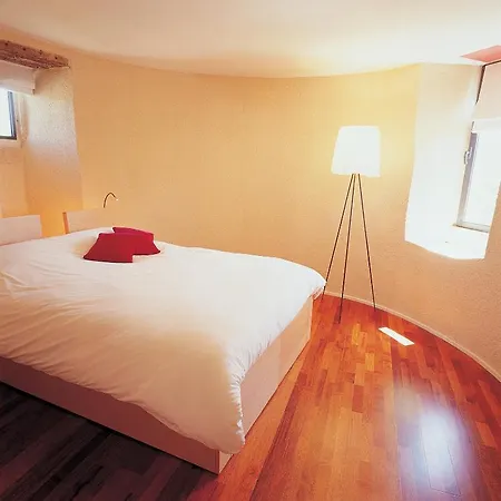 Chateau De Salettes 4*