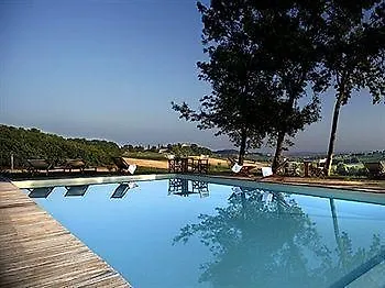 מלון Chateau De Salettes 4*