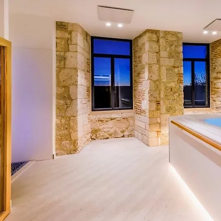 Chateau De Salettes 4* Cahuzac-sur-Vère