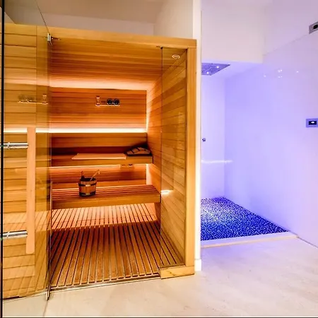 Chateau De Salettes 4* Cahuzac-sur-Vère