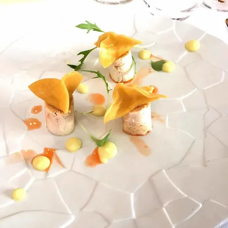 Hotel Chateau De Salettes 4*