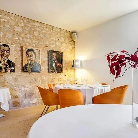 Chateau De Salettes Hotel 4*