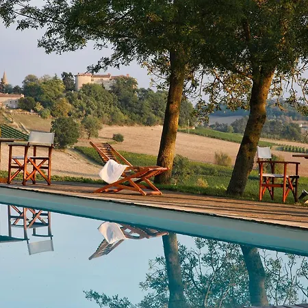 Chateau De Salettes Hotel