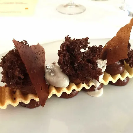 Hotel Chateau De Salettes 4*