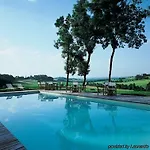 Chateau De Salettes 4*