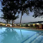 Hotel Chateau De Salettes 4*