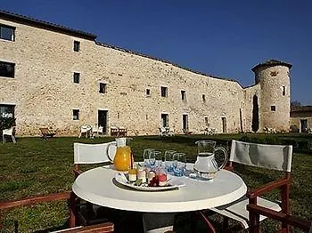Hotel Chateau De Salettes 4*