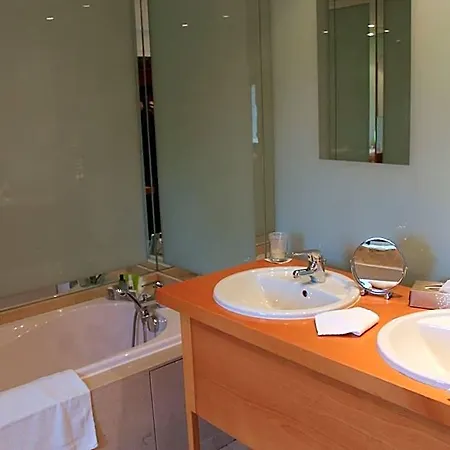Chateau De Salettes 4* Cahuzac-sur-Vere