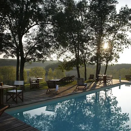 Hotel Chateau De Salettes 4*